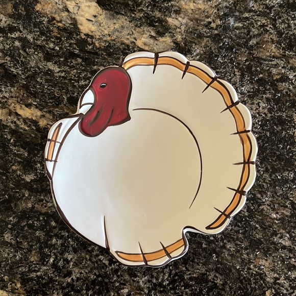 Pottery Barn “Gobble” Turkey Plates - Set of 4 - Picture 3 of 4